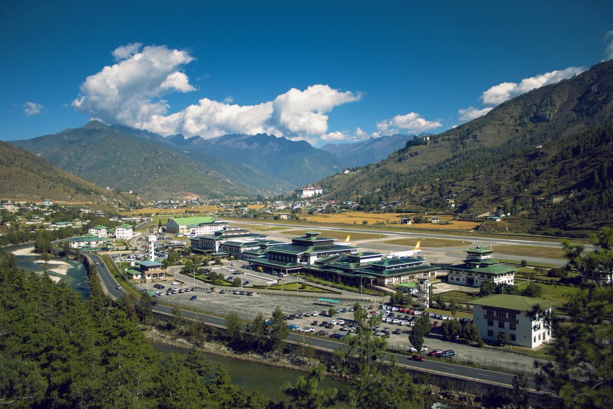 Border-town logistics context for Phuentsholing transit day
