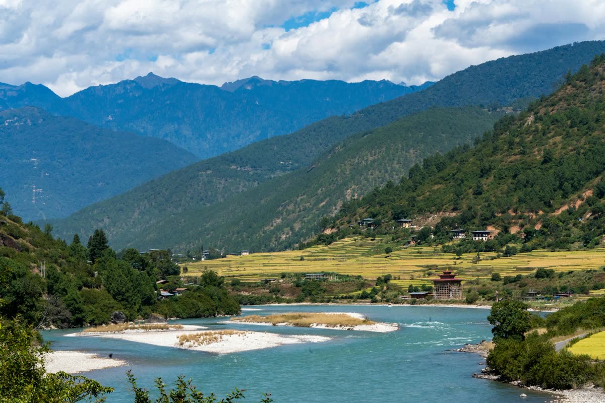 Punakha Dzong and river valley scenery in Bhutan